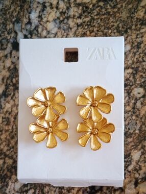 ZARA Gold Double-Flower Drop Earrings